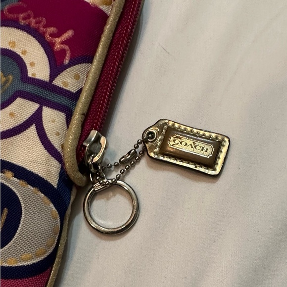 COACH TABLET SLEVE - Picture 4 of 5